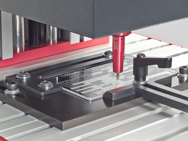 Soporte para etiquetas y placas de identificación