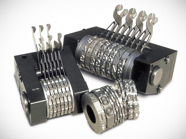 switchblade vs heavy metal machines switchblade vs heavy metal machines