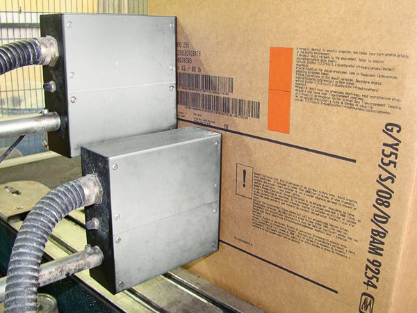 high-resolution label printing directly on cardboard cartons