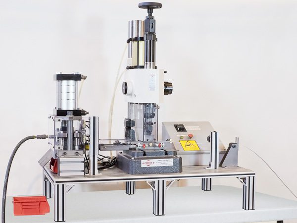 Máquina de y corte de etiquetas PE-35