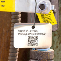 Etiquetas para válvulas de acero inoxidable impresas por láser
